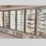 Θάλαμος λευκός κατάψυξη με μηχανή κάτω και 3 πόρτες γυάλινες Prochef Ecoline - Image 4