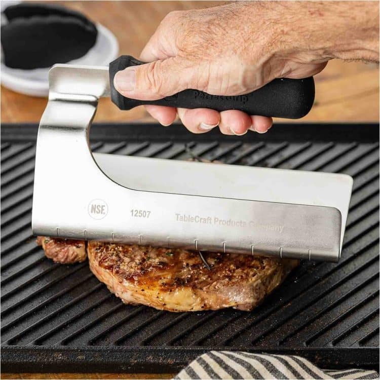 Βαρίδι κρέατος 1Kg για μπριζόλες, INOX 18/10, 3.8mm πάχος, 19x10x10cm, εργονομική λαβή 12.7cm, TableCraft - Image 2