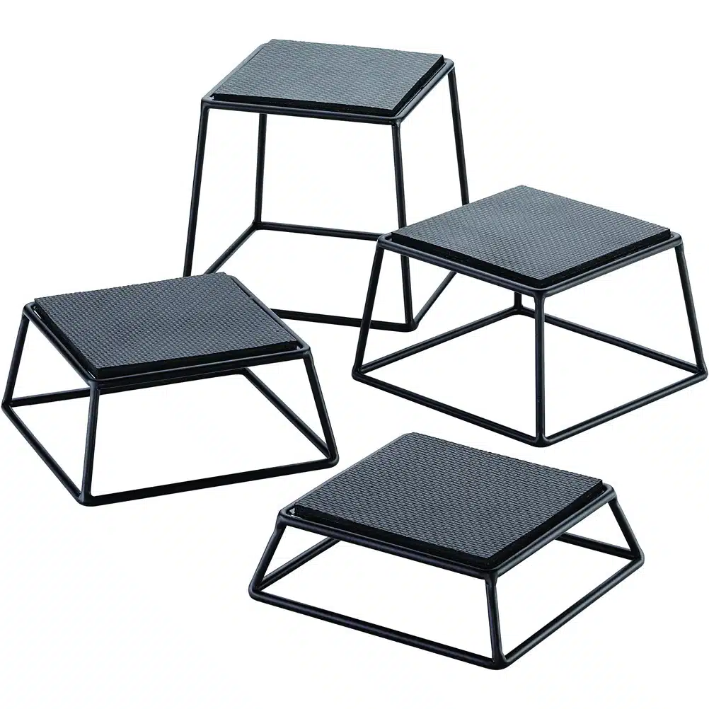 59979 ΠΕΡΙΓΡΑΦΗ ΑΠΟ set 4 stand/riser tetragona anti-slip,plaka:15cm,vasi17.5cm,se ipsos 5/7/10/15cm,tablecraft